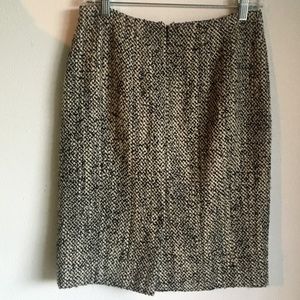 - BROOKS BROTHERS Salt & Pepper Nubby Wool Skirt